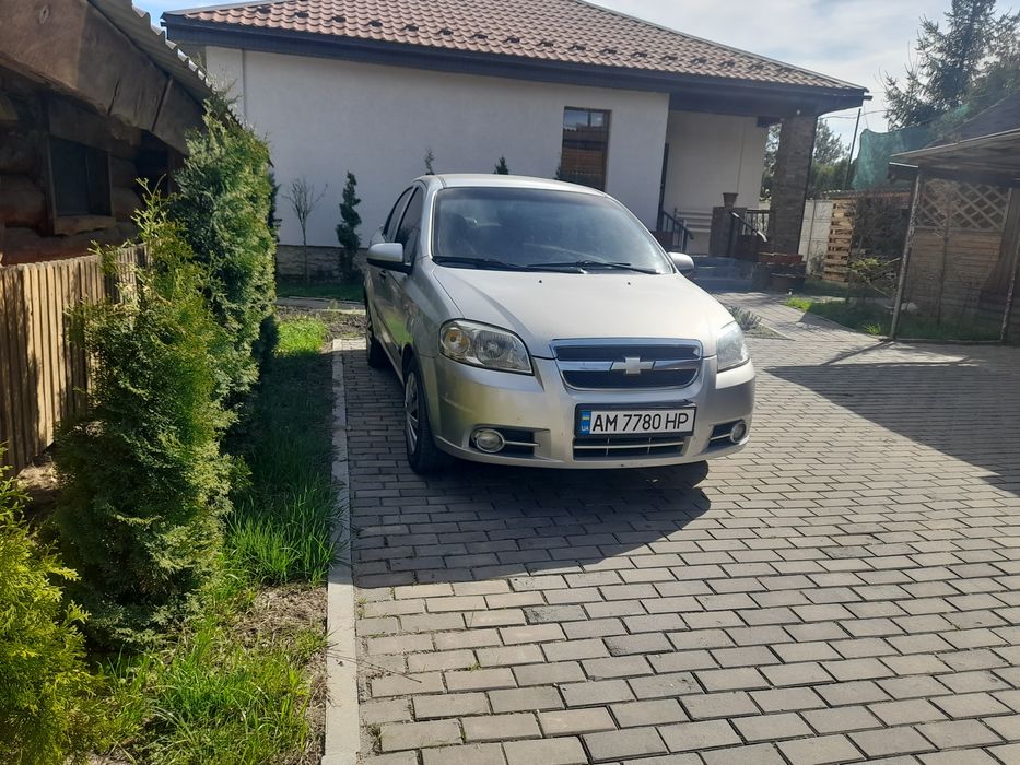 Продам шевроле авео т250  2008 газ-бензин 1.5
