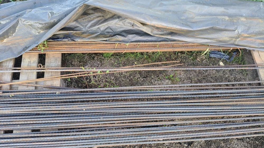 Pręty zbrojeniowe żebrowane stal po budowie