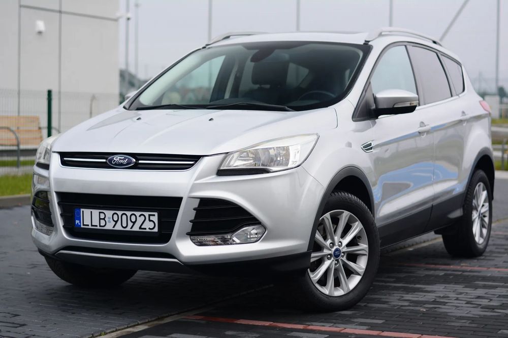 Ford Kuga 150KM 4X4 TITANIUM Bezwypadkowy Zadbany Oryginalny niski przebieg Manu