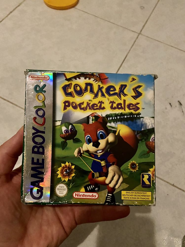 Conker’s Pocket Tales Game Boy Color (caixa completa)