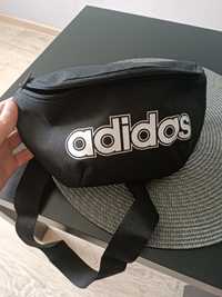 Продам оригинальную бананку Adidas DAILY WB