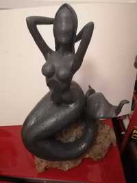 Escultura a sereia