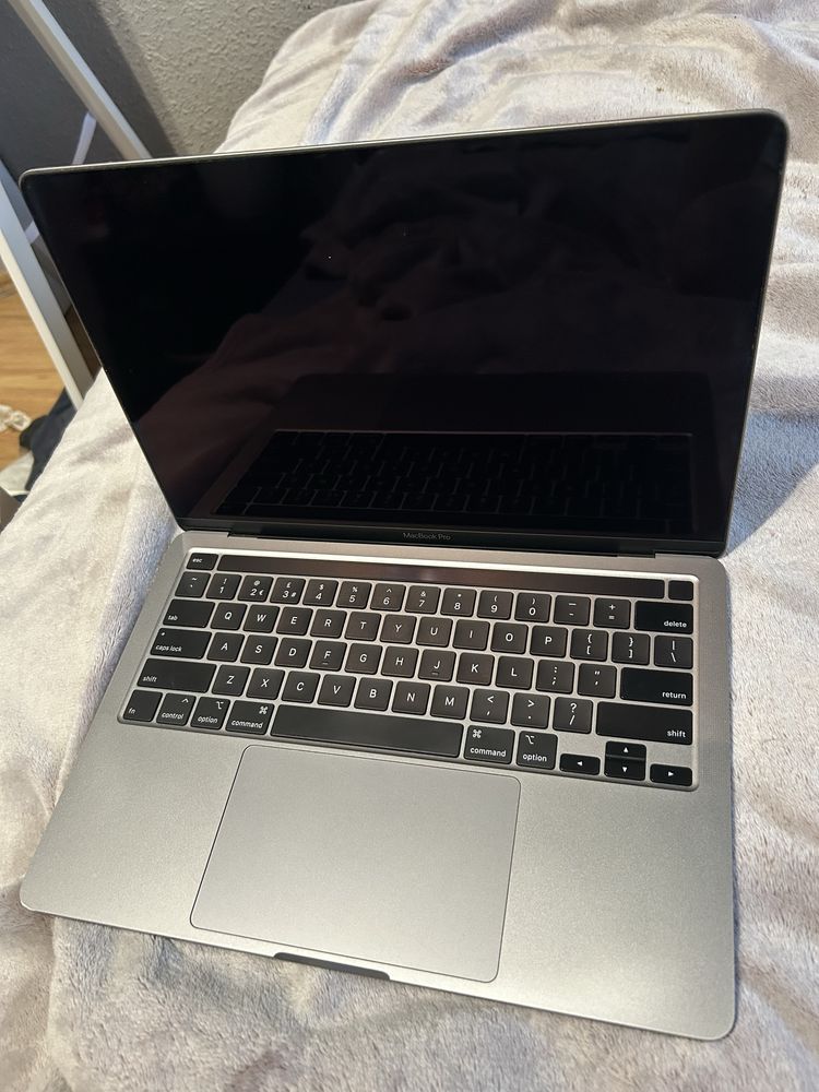 Macbook Pro I7 16GB 512GB SSD 2020 13.3 A2251
