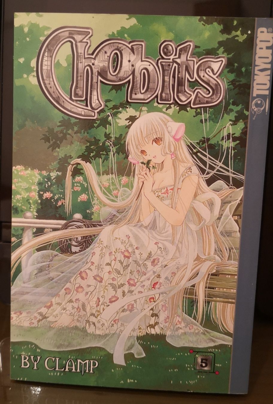 Mangá Chobits by Clamp