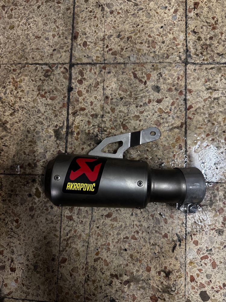 Ponteira de escape Bmw Akrapovic