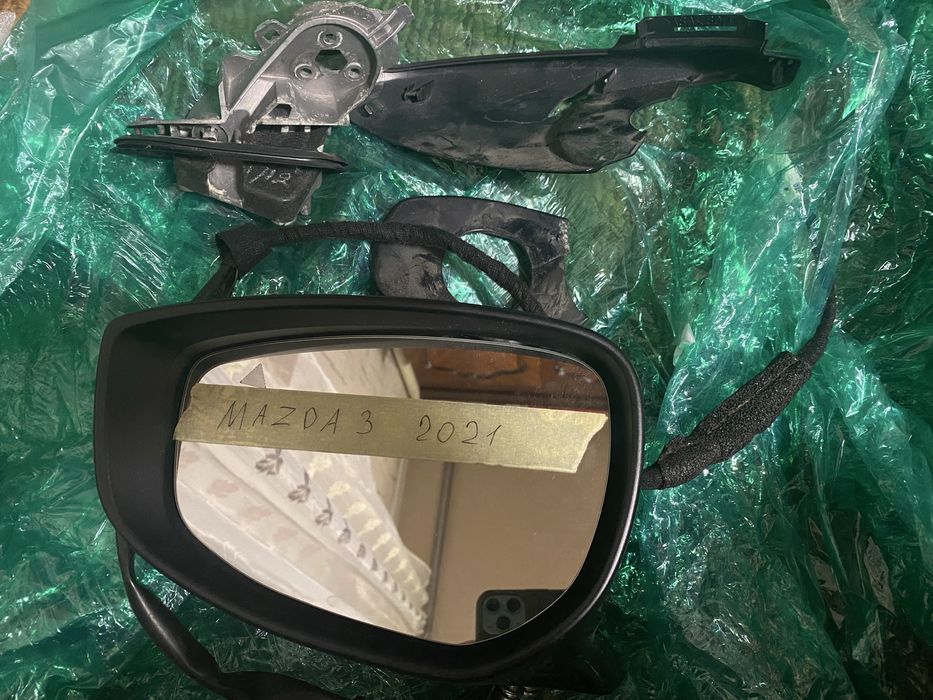Дзеркало ліве mazda 3 bp sedan