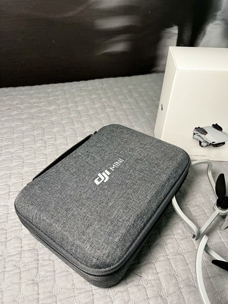 Drone DJI mini SE c/ pouco uso + extras