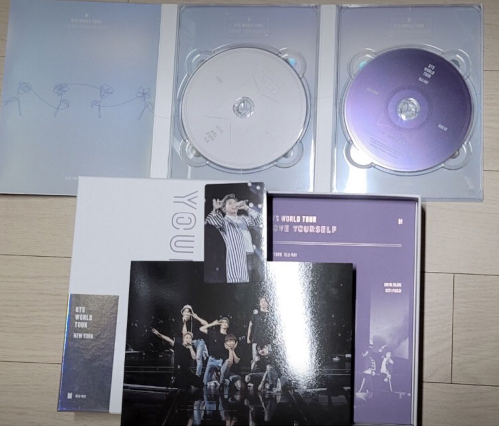 BTS Stray kids no easy memories love yourself world tour magic shop