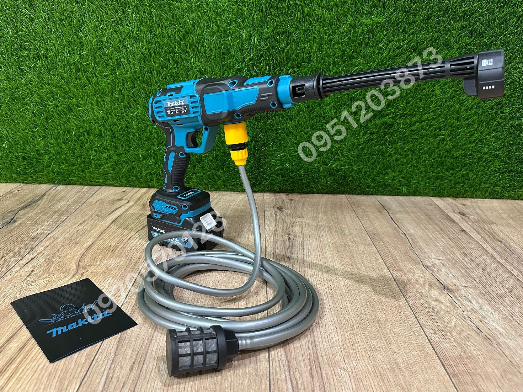 Аккумуляторная универсальная мини мойка Makita DXR911 2 АКБ 36V 6Ah