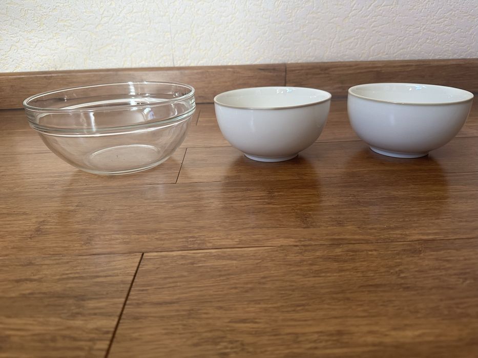 Zestaw czyerech misek