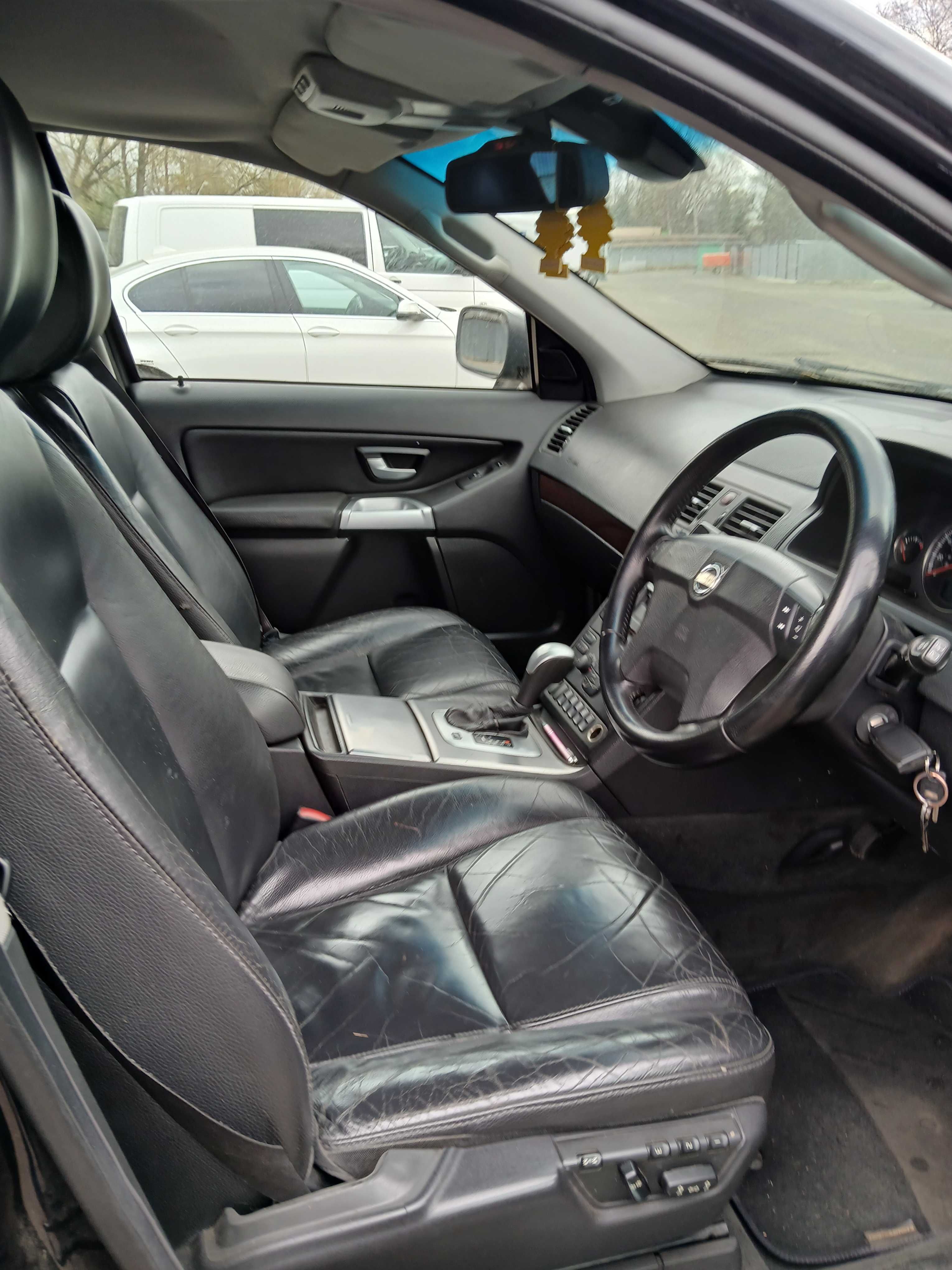 Volvo XC90  rok 2004  automat anglik