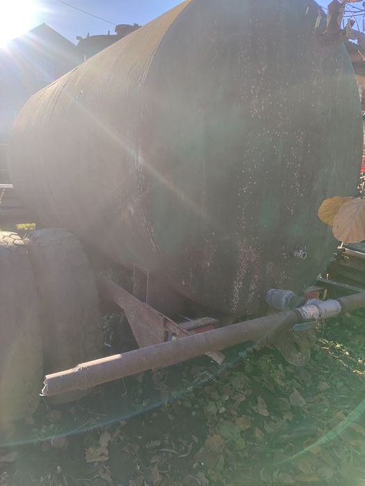 Бочка для води 3750 літрів, погрузчик.