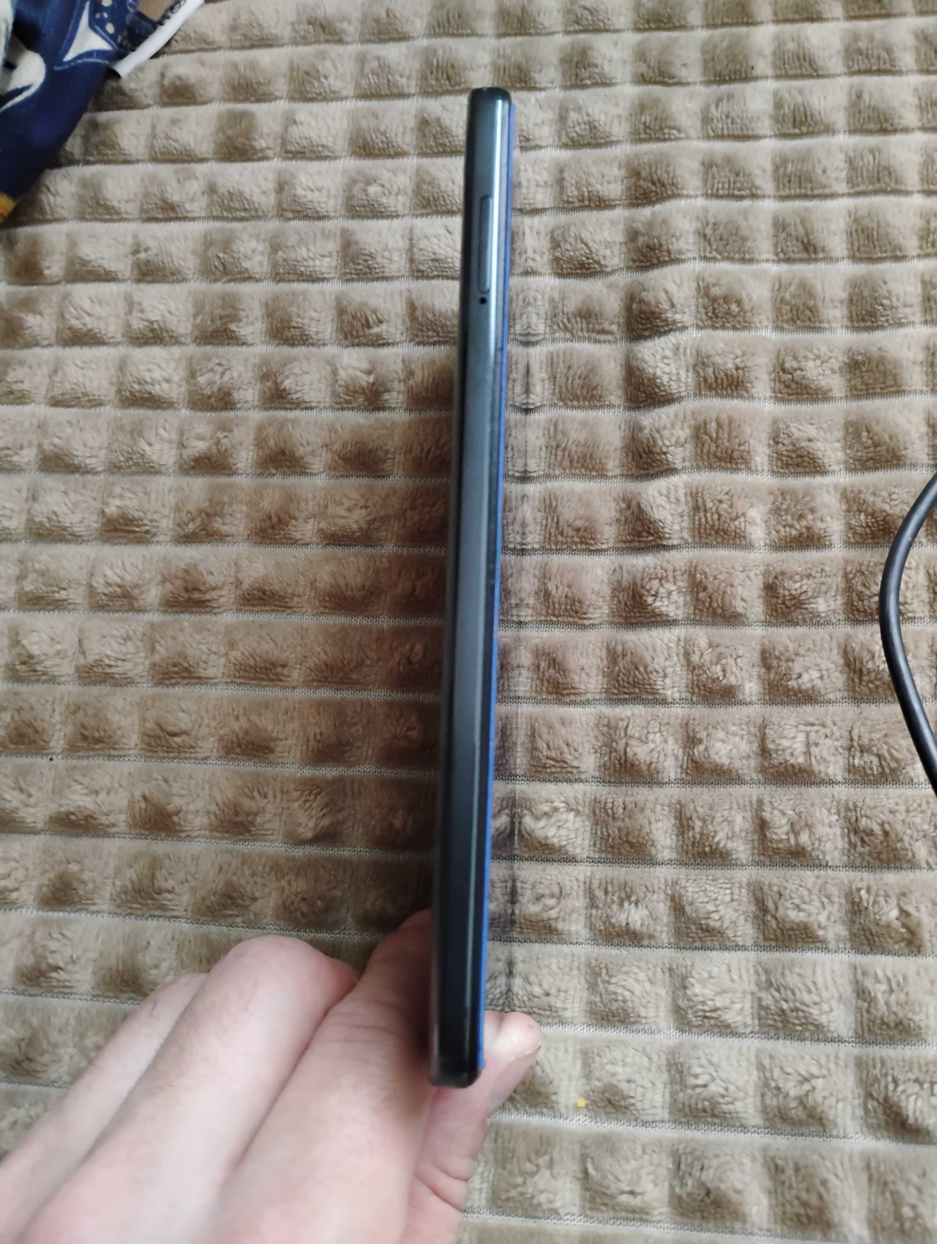 Motorola G 82 z drobnym uszkodzeniem ekranu
