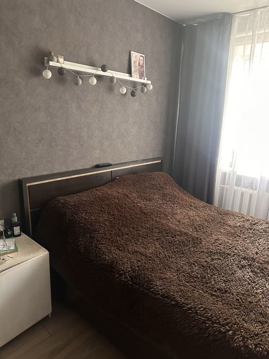 Кровать б/у 5 000грн.!