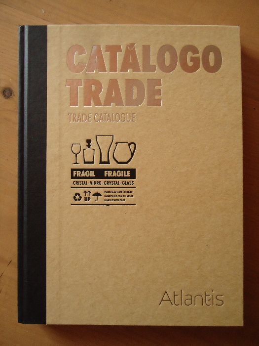 Catálogos da porcelana Vista Alegre