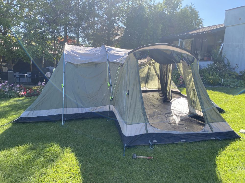 Bardzo ładny duży namiot dla  dużej rodziny