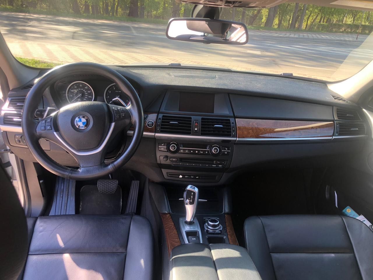 Продам автомобіль BMW X6
