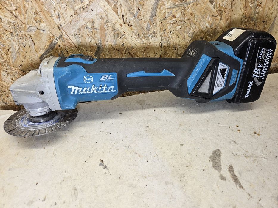 Makita DGA463 szlifierka akumulatorowa 18v brushless z regulacją