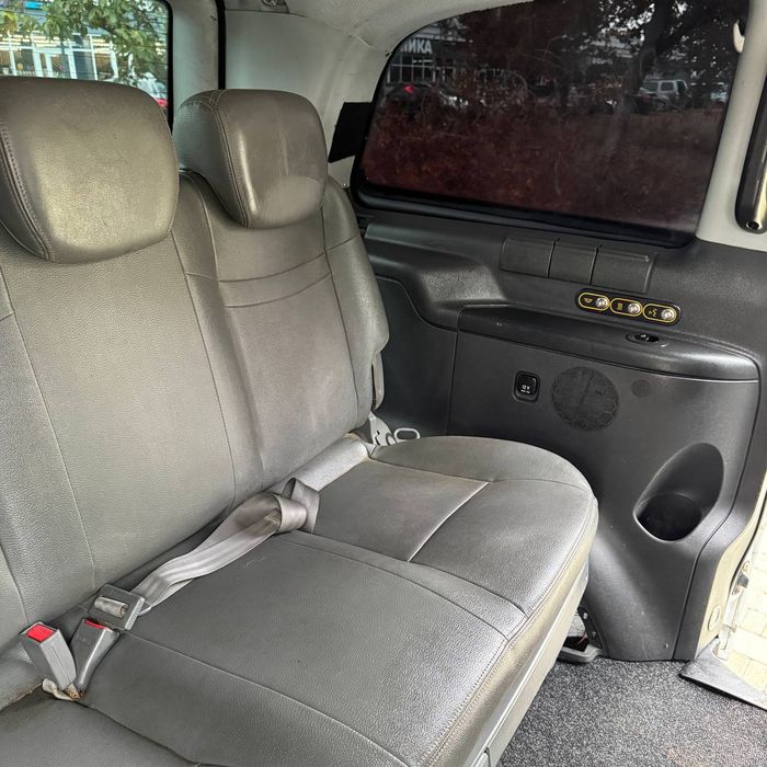 Продам Мерседес Вито Оригинальный салон 7+1