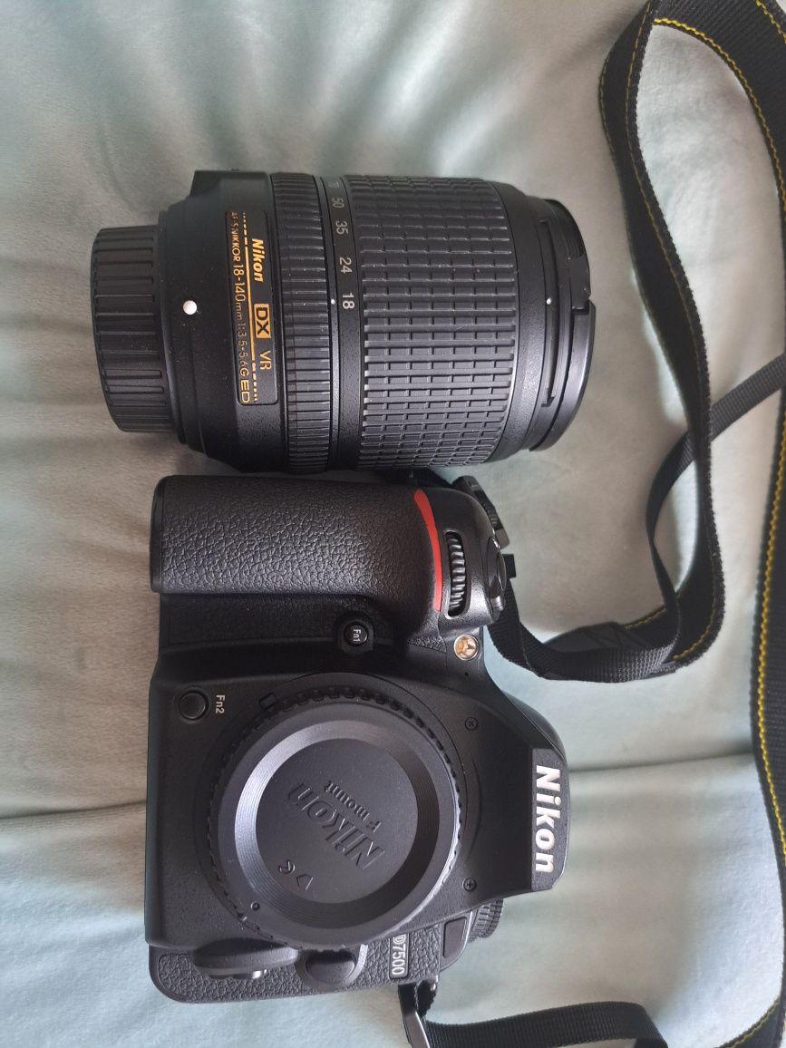 Nikon Reflex D7500