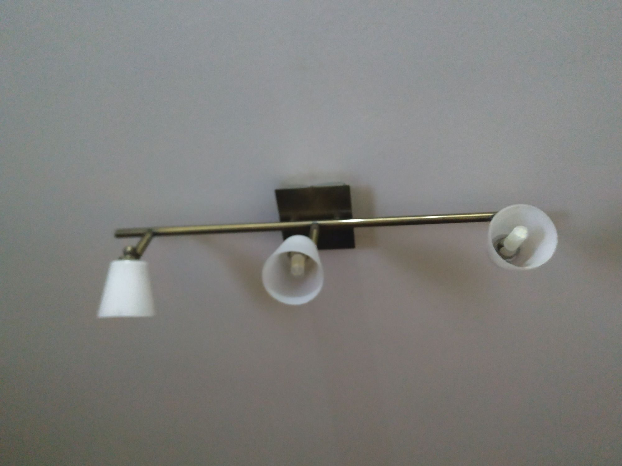 Candeeiro de sala c/3 lampadas led