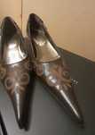 Sapatos Castanhos Novos