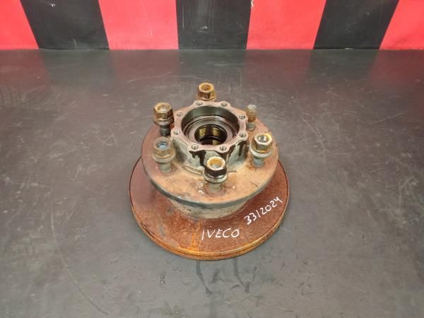 Cubo De Roda Frente Esquerdo Iveco Daily V Camião De Plataforma/Chassi