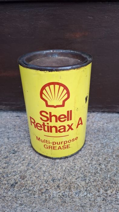 Lata antiga Shell Retinax A