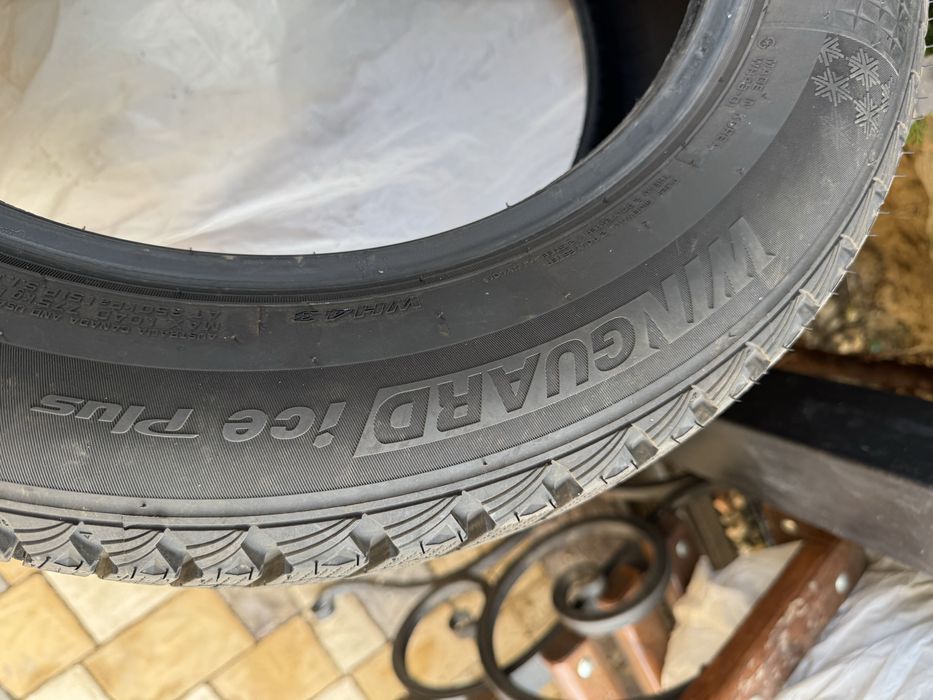 Зимові колеса майже нові Nexen 235/55/R17