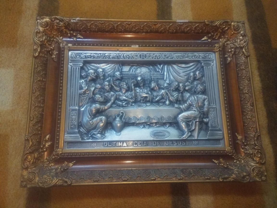 Quadro religioso em bronze