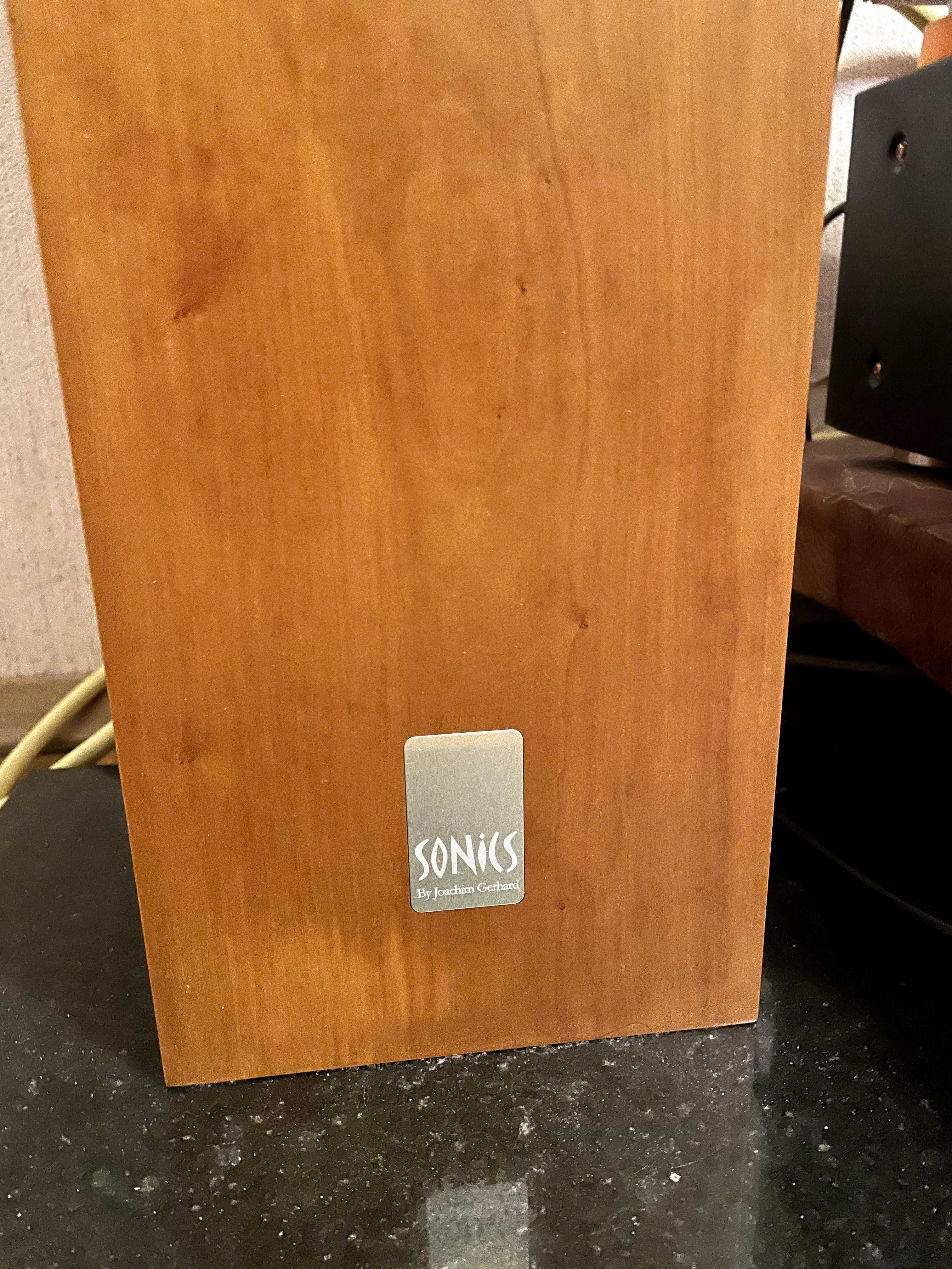 Продам напольную акустику Soniks Oumnia (Audiо Physic)