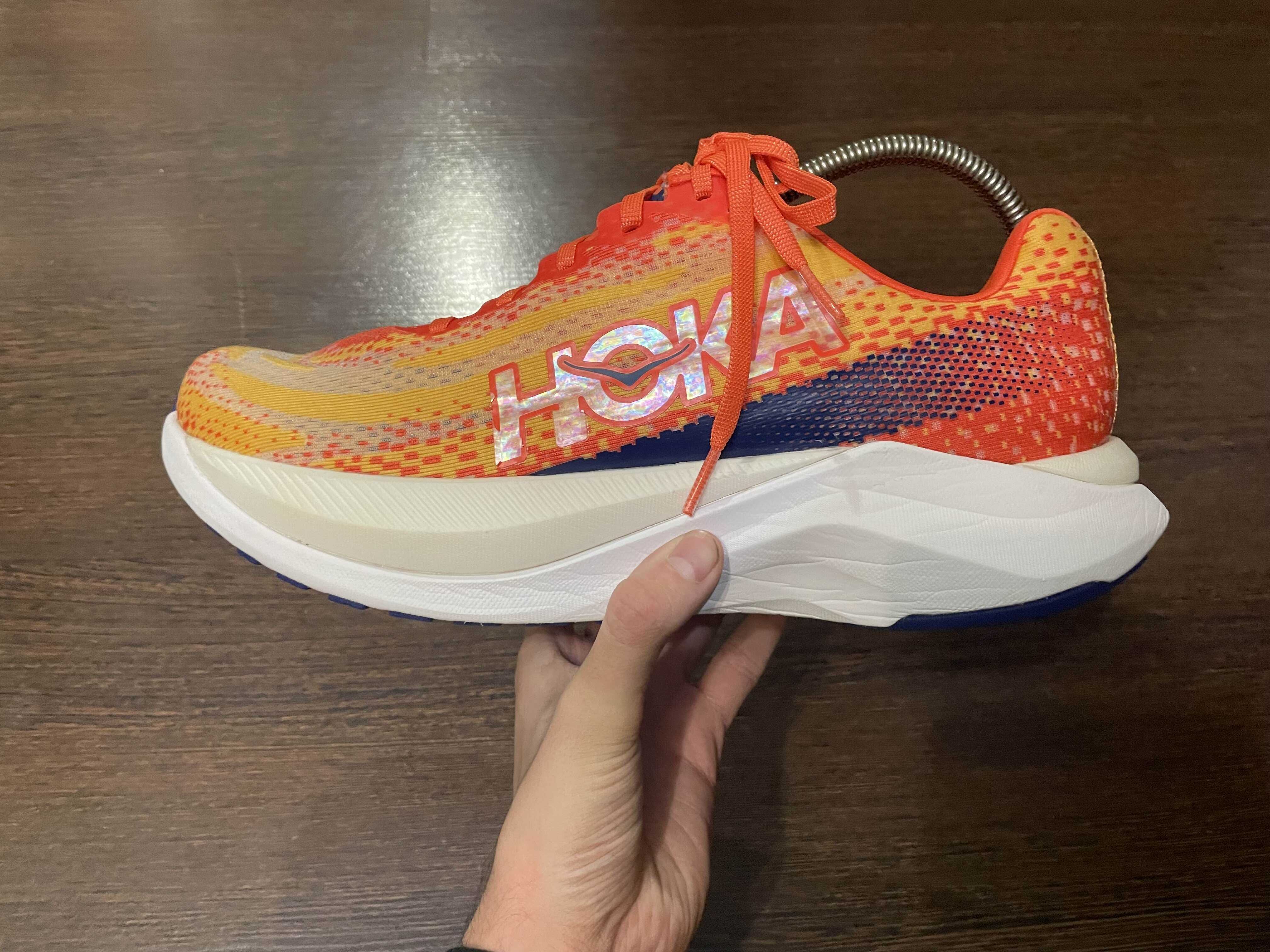 Кросівки hoka Mach x.   Р 45 1/3 .   29см