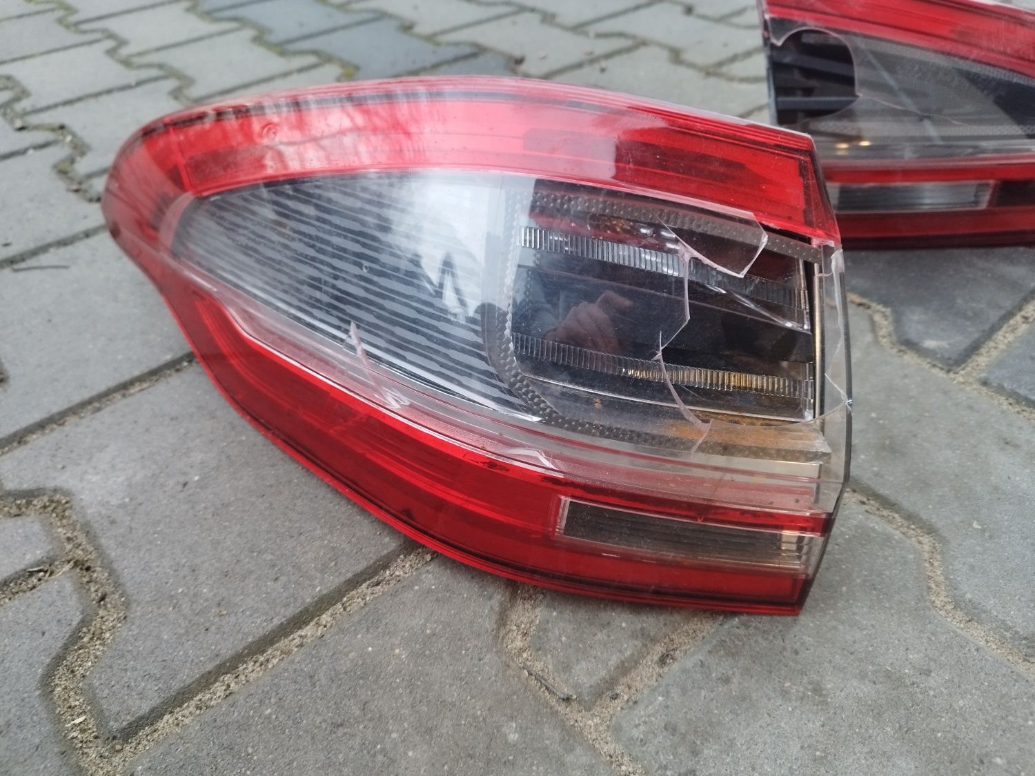 Lampy zestaw 3szt Smax lift LED uszkodzone szkła