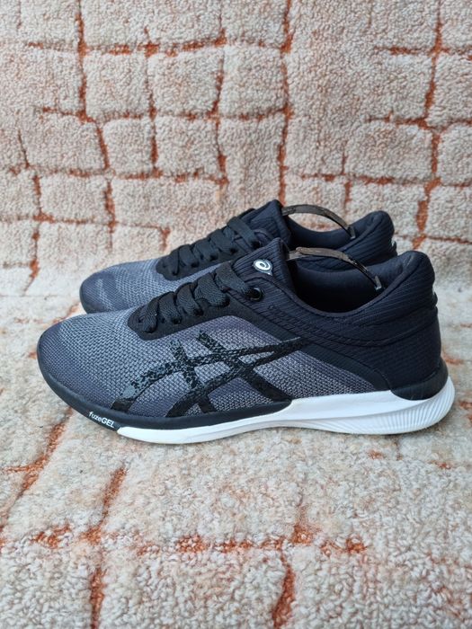кроссовки Asics FuzeX Rush