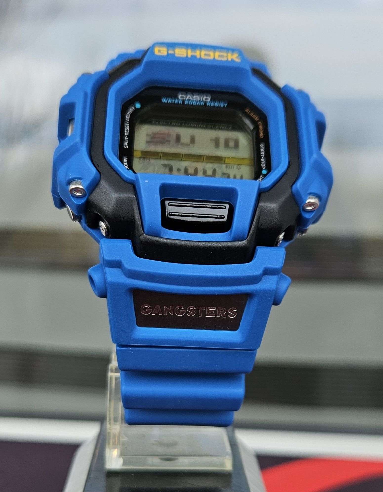 DW-8195 Gangsters Sexy Girl blue Vintage-G Casio G-shock 1995