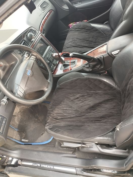 Автомобіль Volvo