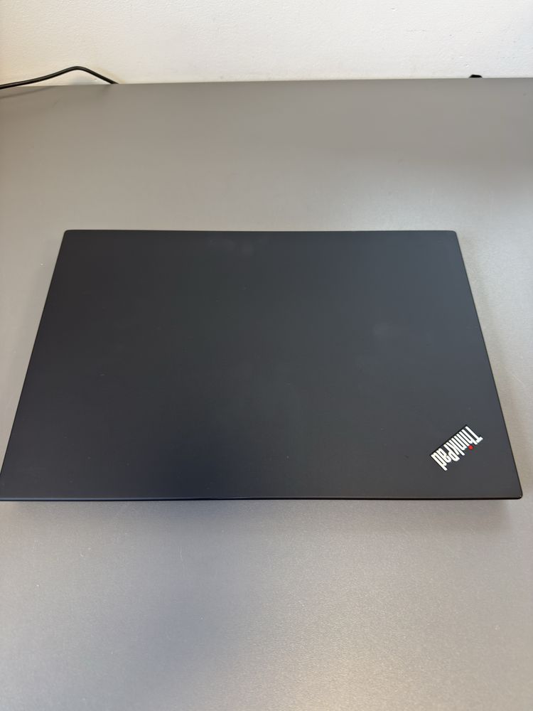 Lenovo ThinkPad T14 G2 i5-1135G7 | 512GB | 24GB | FV