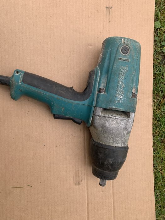 Elektryczny klucz udarowy Makita TW350 1/2 cala