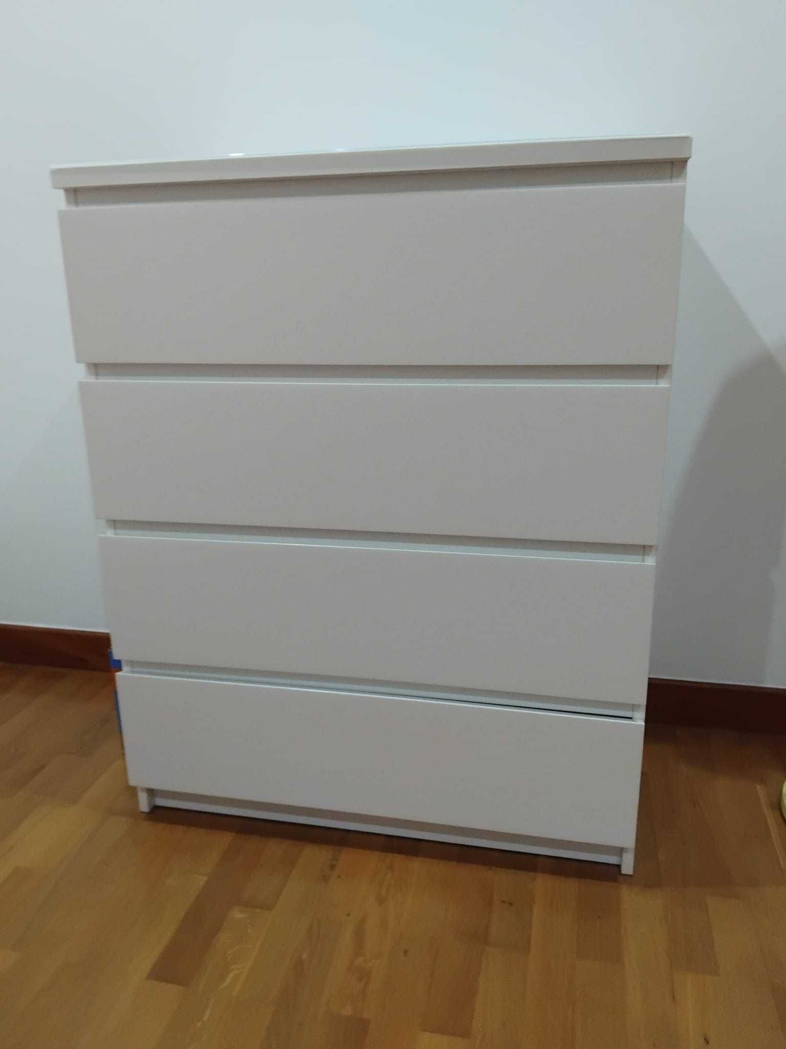 Quarto completo menina
