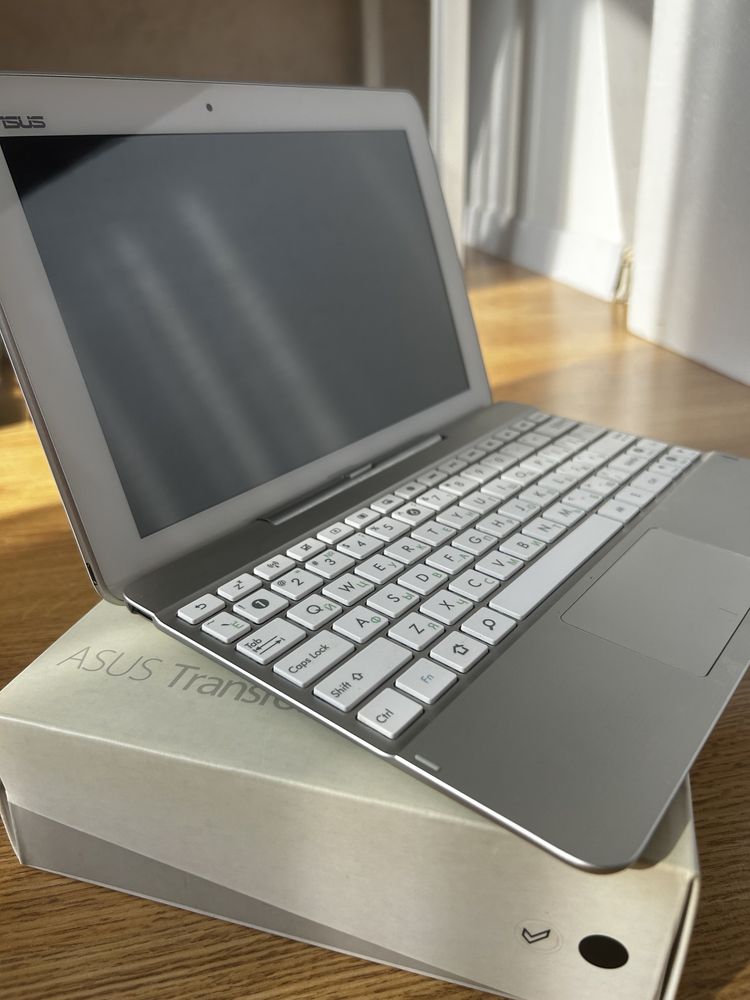 Планшет Pad Asus TF103C Doc White білий