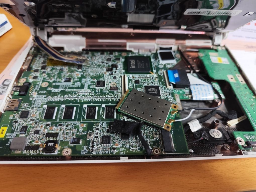 Acer Aspire One ZG5