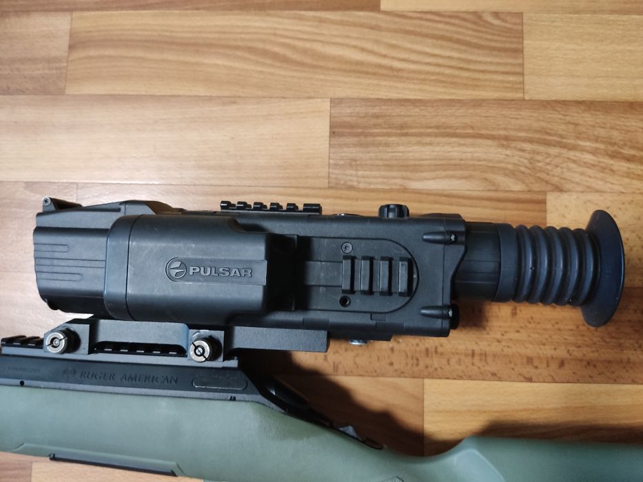 Цифровий приціл нічного бачення Pulsar N970.