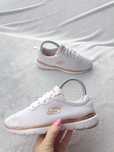Женские кроссовки Skechers р36