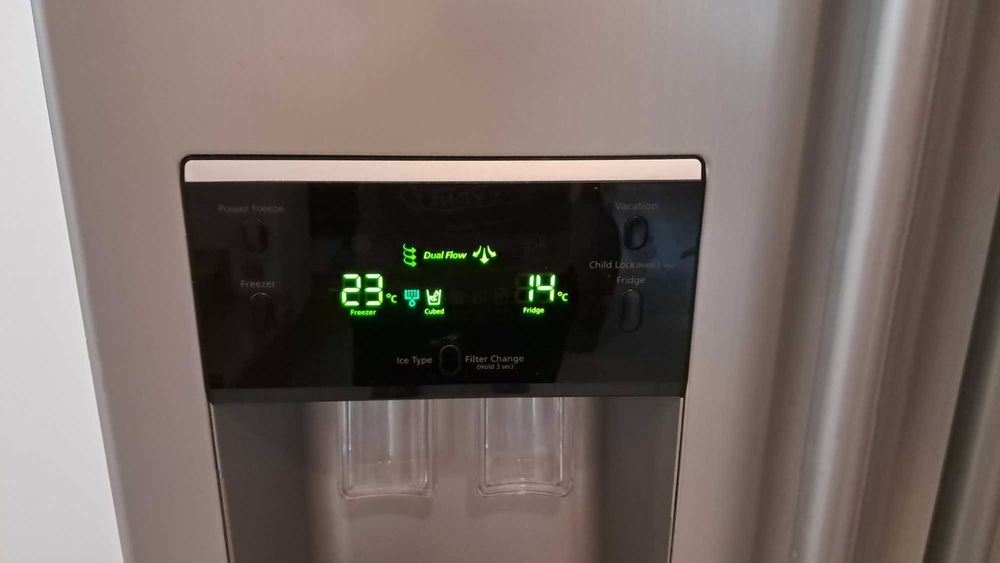 Lodówka Samsung RSA1UTMG - Uszkodzona ale w dobrym stanie