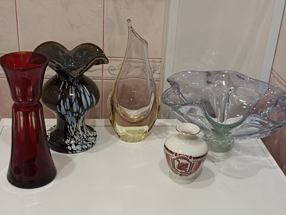 Подарки стильные вазы на любой вкус.