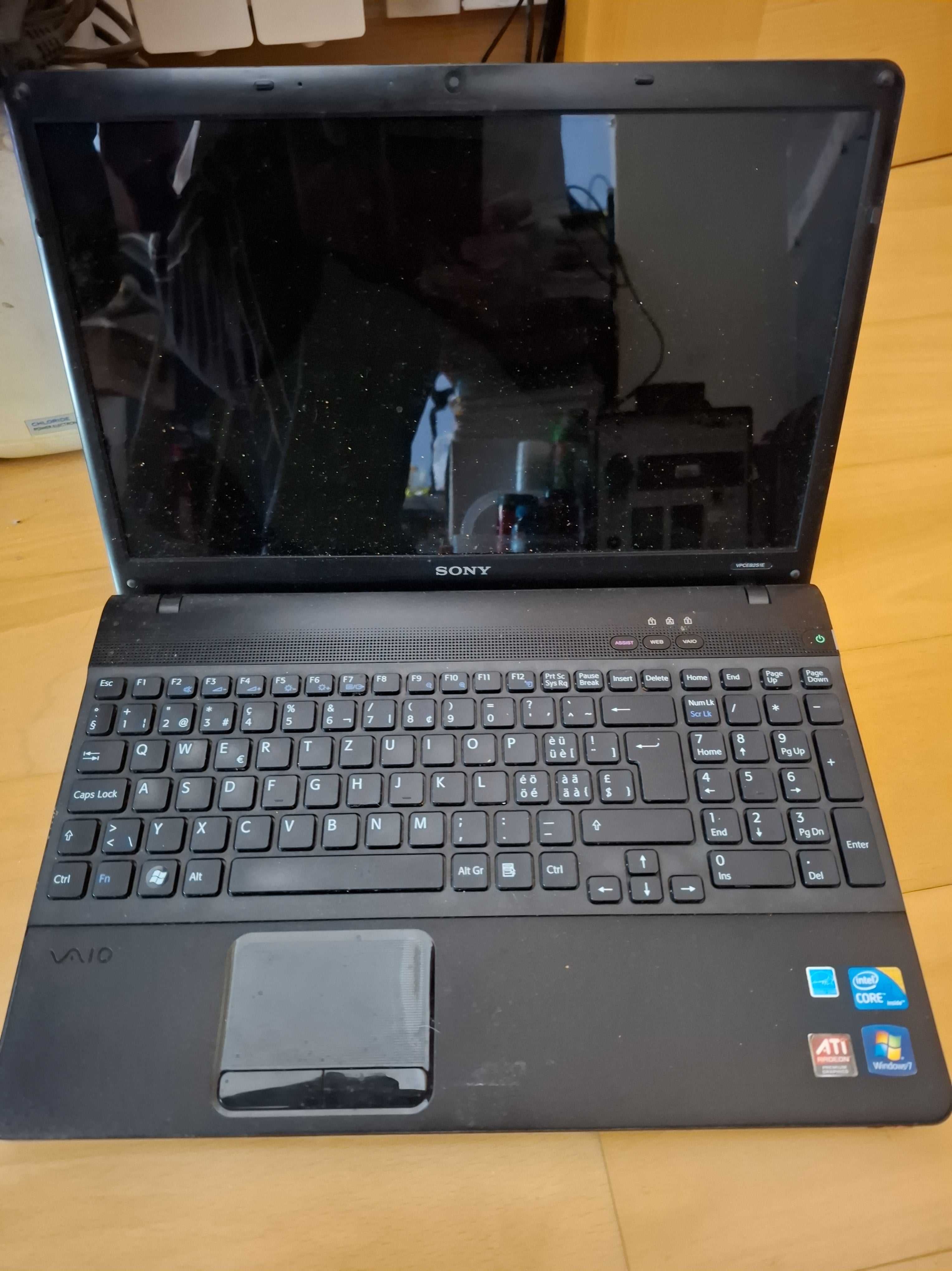 Portátil Sony Vaio PCG-71211M - Para Peças