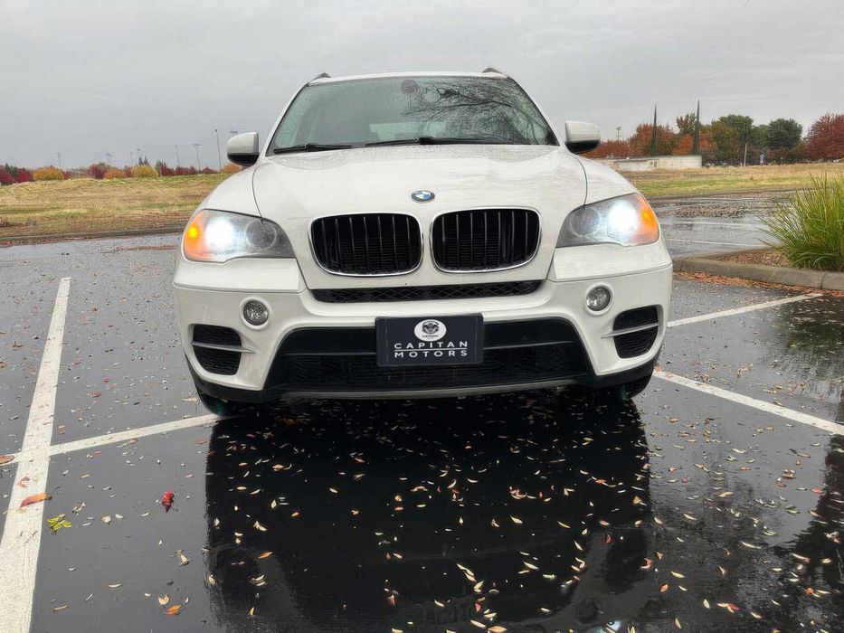 BMW X5 xDrive35i      2013