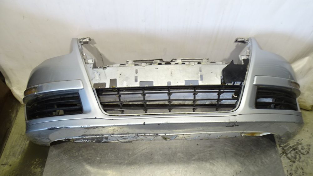 ZDERZAK PRZEDNI VOLKSWAGEN PASSAT B6 2.0TDI LA7W