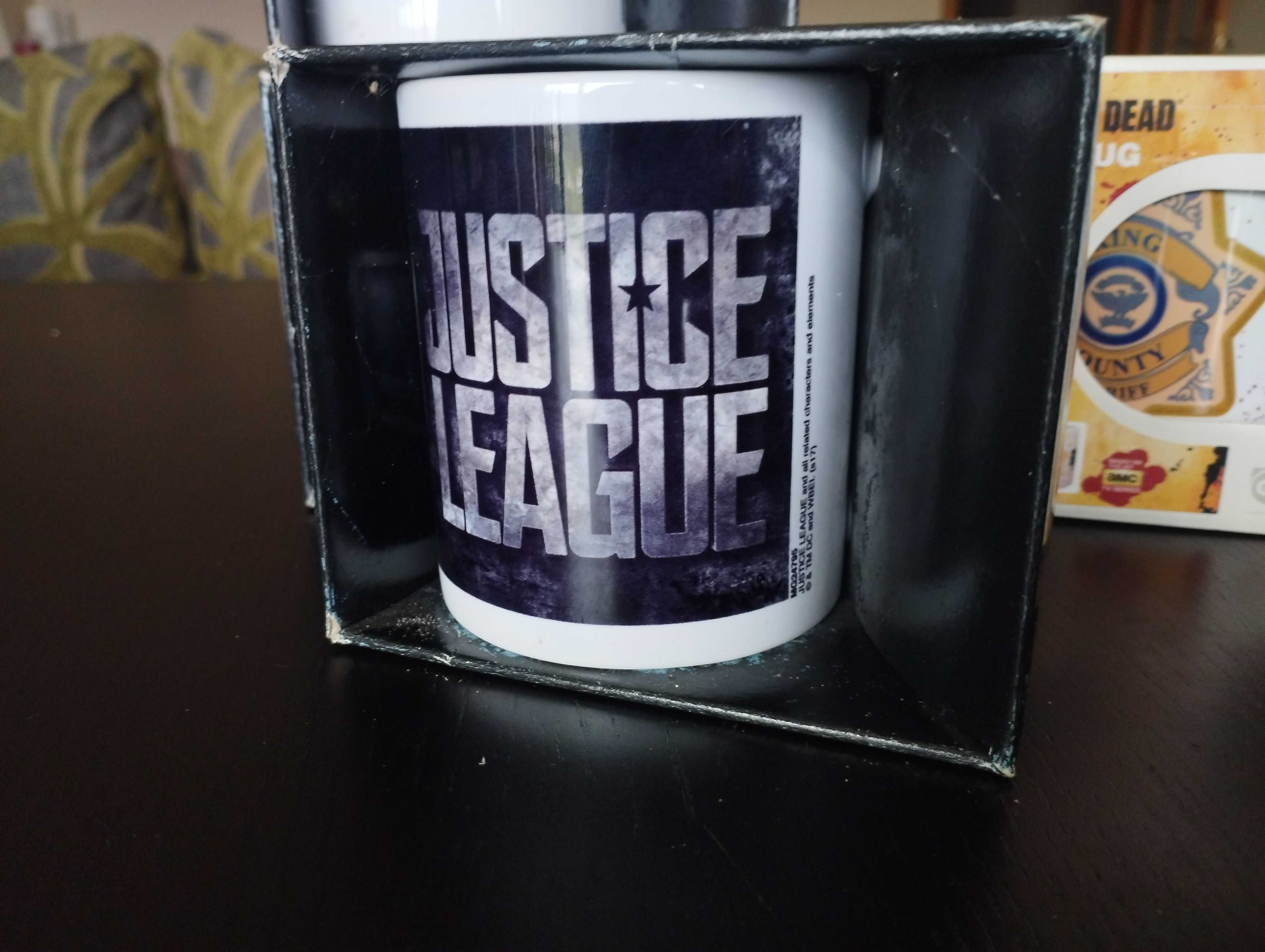 NOVA - Caneca do Filme Justice League - Metallic Logo - PAGUE 3 LEVE 4