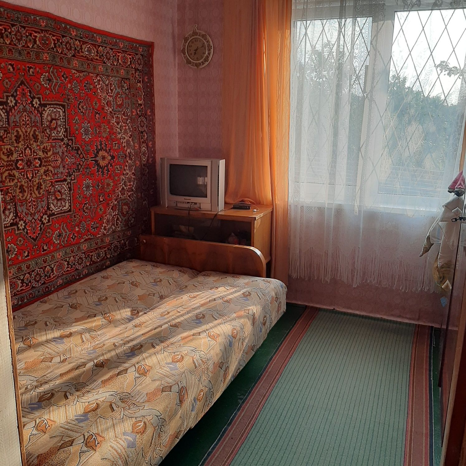 Продається дача с Лупарево